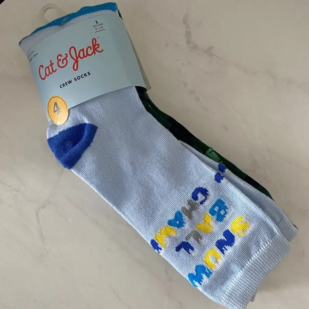 CAT & JACK • 4-Pack Holiday Christmas Crew Socks